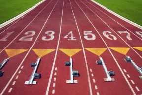 2026世界杯48队-跨界电竞与传统体育，Scout爆冷湖人、毕尔巴鄂主帅跨界复盘、凯恩官宣伤愈新规